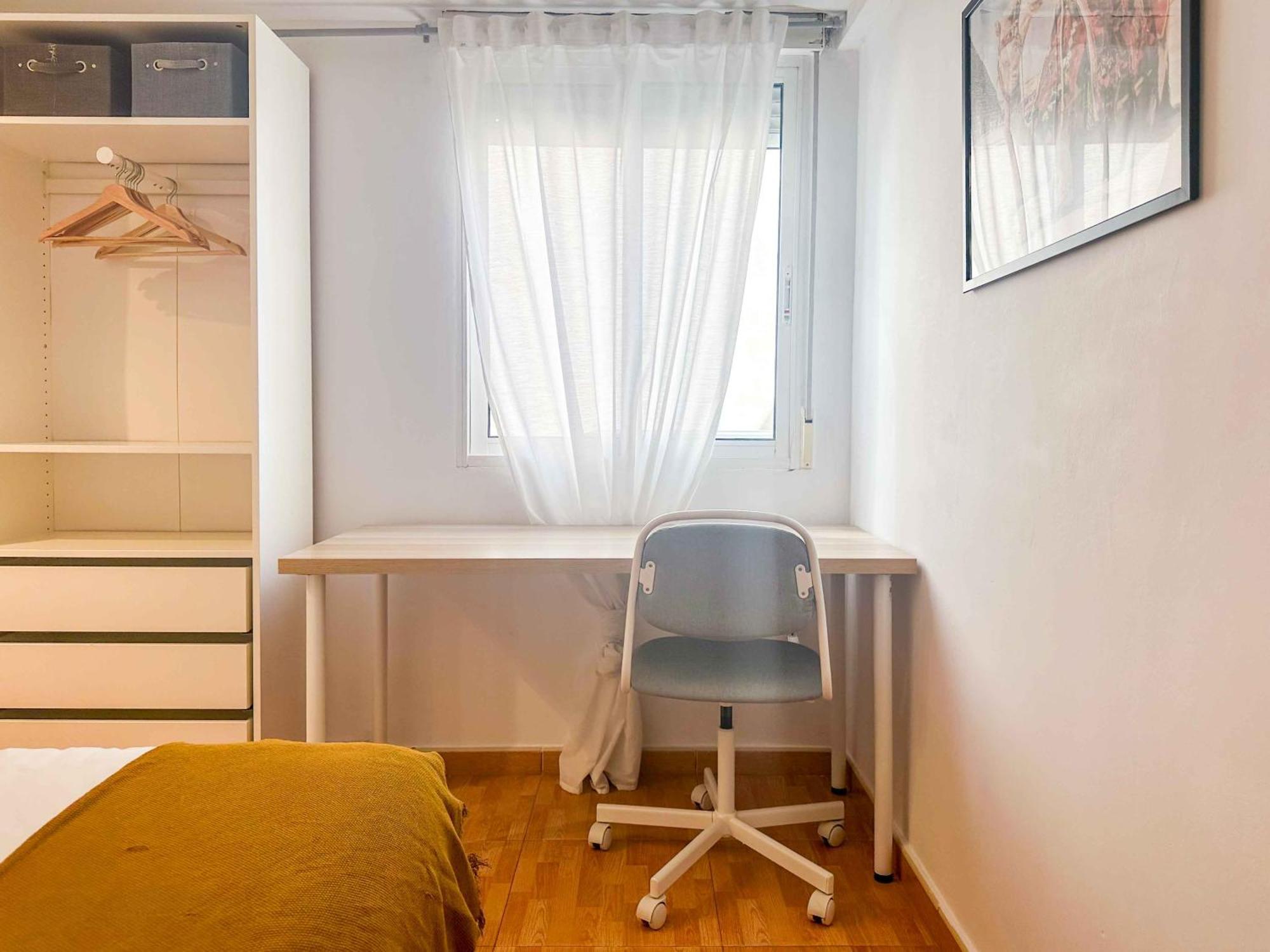 Amplio Apartamento En Pleno Corazon De Аликанте Экстерьер фото